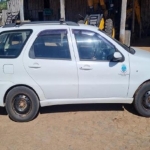 LOTE 012 - Um Fiat Pálio Week HLX flex