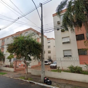 LOTE 001 - Apartamento no Edifício Caravelas - Porto Alegre/RS