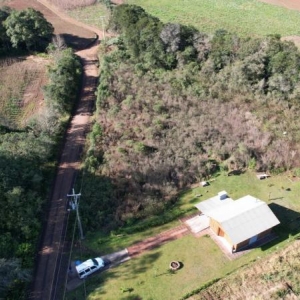 LOTE 005 - Terreno na Rua Beno Closs