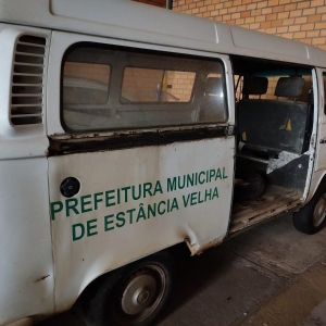 LOTE 008 - VW/Kombi