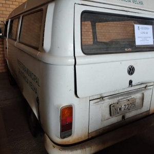 LOTE 008 - VW/Kombi