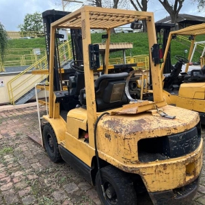 LOTE 004 - EMPILHADEIRA HYSTER H 55 XM, frota EMP-0006, ano jan/98