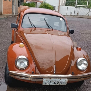 LOTE 007 - VW/Fusca 1500, marrom, ano/modelo 1974