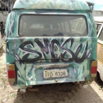 LOTE 049 - VW/ KOMBI , 1998/1999,  Placa IIO-8338. Avaliada em R$ 80,00.