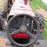 LOTE 016 - Trator MASSEY FERGUSON, Modelo: 275