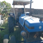 LOTE 017 - Veículo Trator New Holland 4630, Ano/modelo 1997/1997. Avaliado em R$ 2.600,00