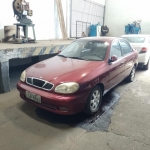 LOTE 001 - Veículo Imp/ Daewoo Lanos SX, 97/98, placa IGR8926. Avaliado em R$11.000,00. 2°Leilão.