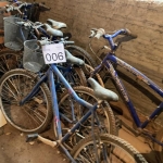 LOTE 006 - Lote com seis bicicletas de marcha, aro 26. Avaliado em R$ 500,00.