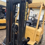 LOTE 002 - EMPILHADEIRA HYSTER H 50 XM, frota EMP-0161, ano jan/02