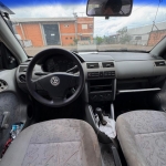 LOTE 004 - VW/Gol 1.0, prata, ano/modelo 1999/2000